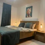Aminah House Köstence
