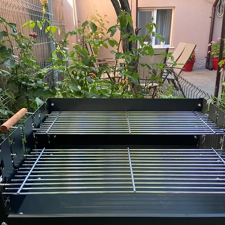 Дом отдыха Aminah House *