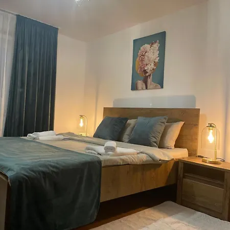 Aminah House Констанца