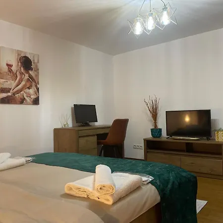 Aminah House * Констанца