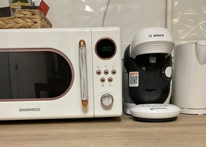 בית נופש Aminah House קונסטנצה