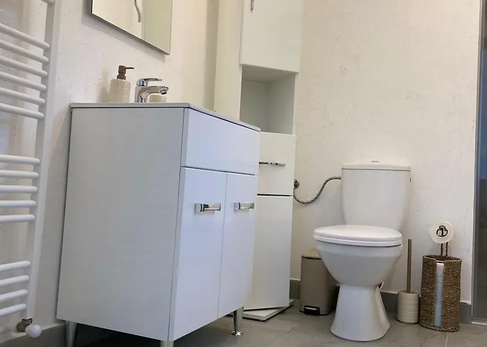 Дом отдыха Aminah House *