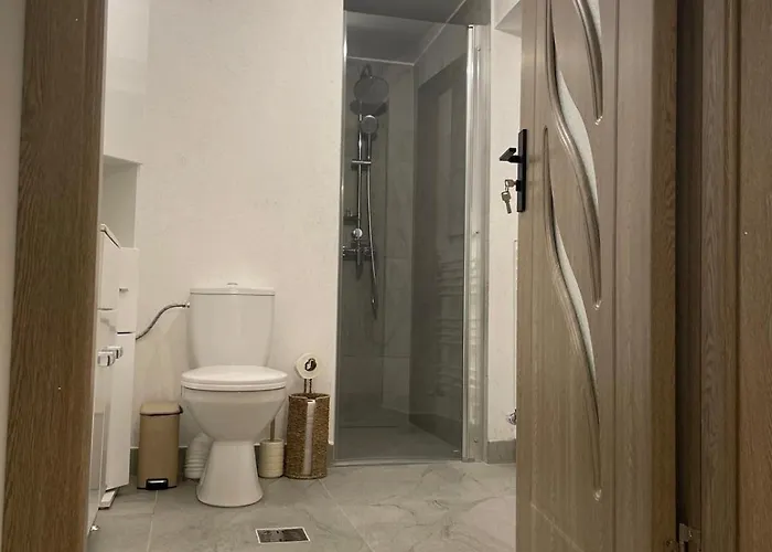 Дом отдыха Aminah House Констанца