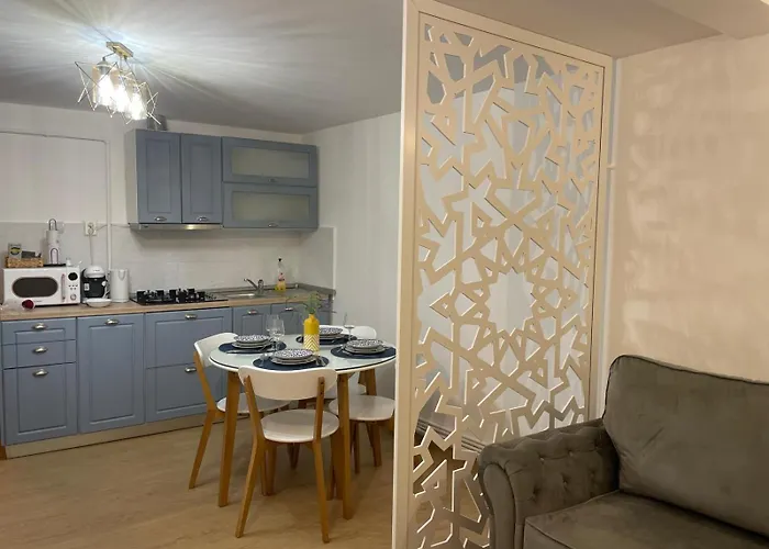 Aminah House * קונסטנצה